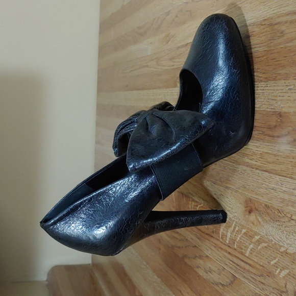 Kensie Mary Jane Bow Heels 7B - Picture 6 of 15